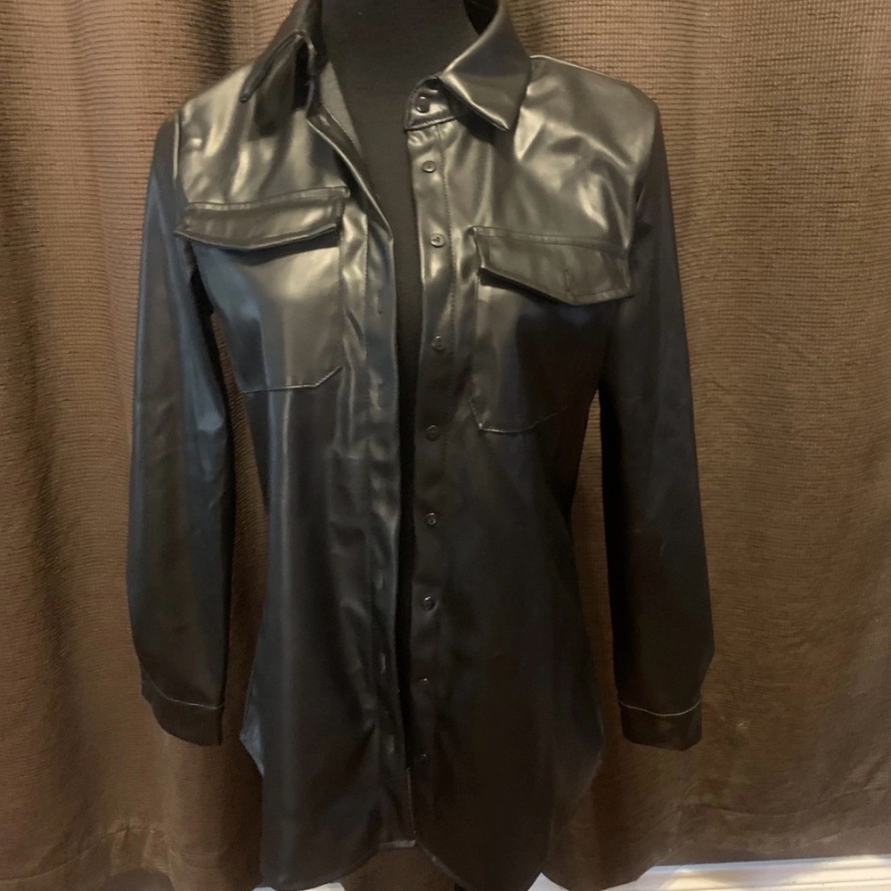 Eilly Bazar S sm faux leather shirt jacket black Button Up military top womens